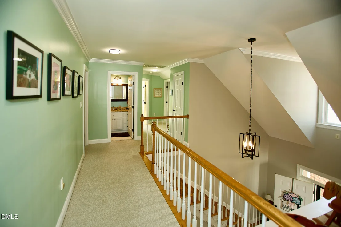 Photo of 4530 Dewfield Drive N