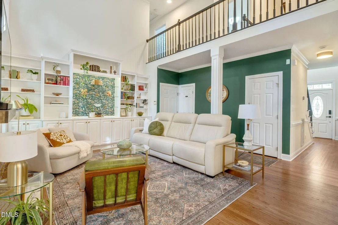 Photo of 1813 Foxbrook Drive