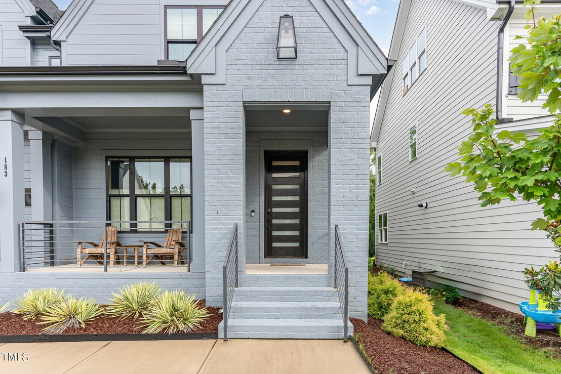 Photo of 183 Post Oak Road