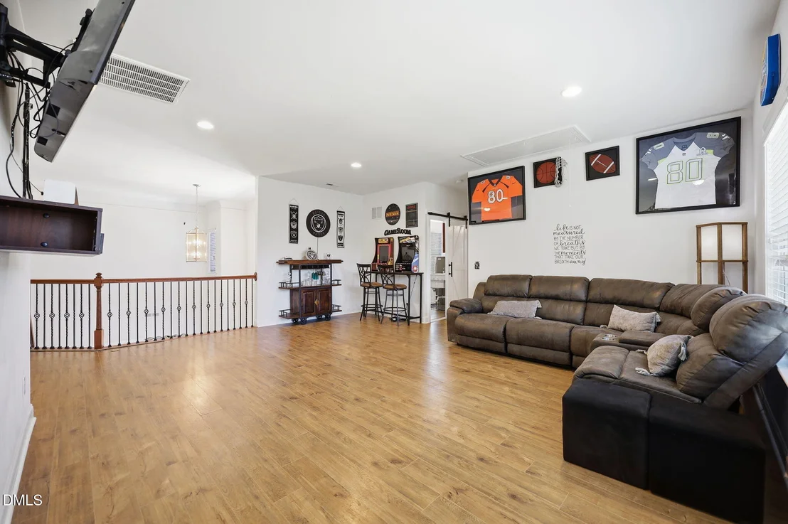 Photo of 535 Long View Drive