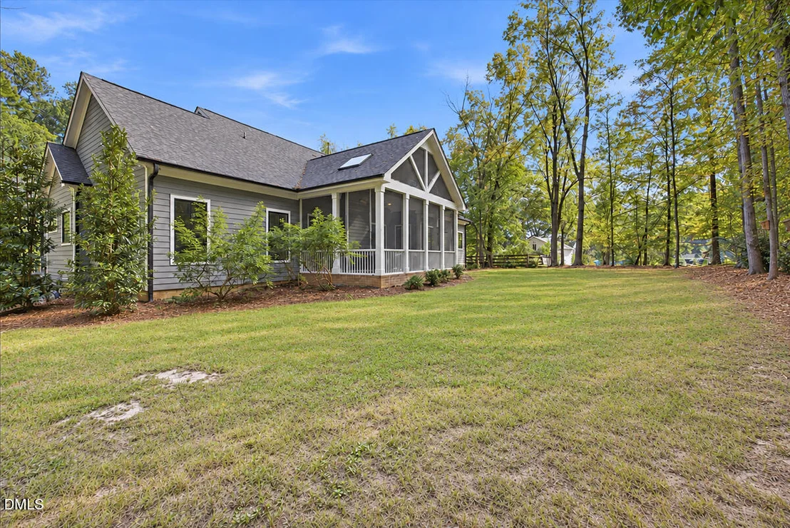 Photo of 3526 Westglen Road