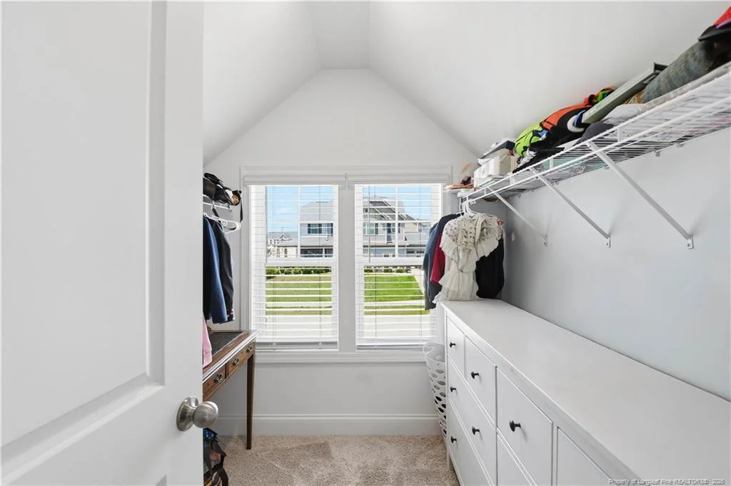 Photo of 378 Stonebriar Avenue