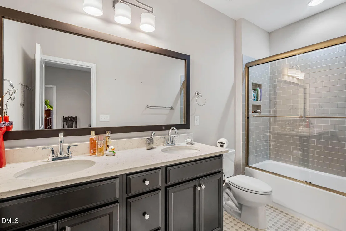 Photo of 433 Botan Way