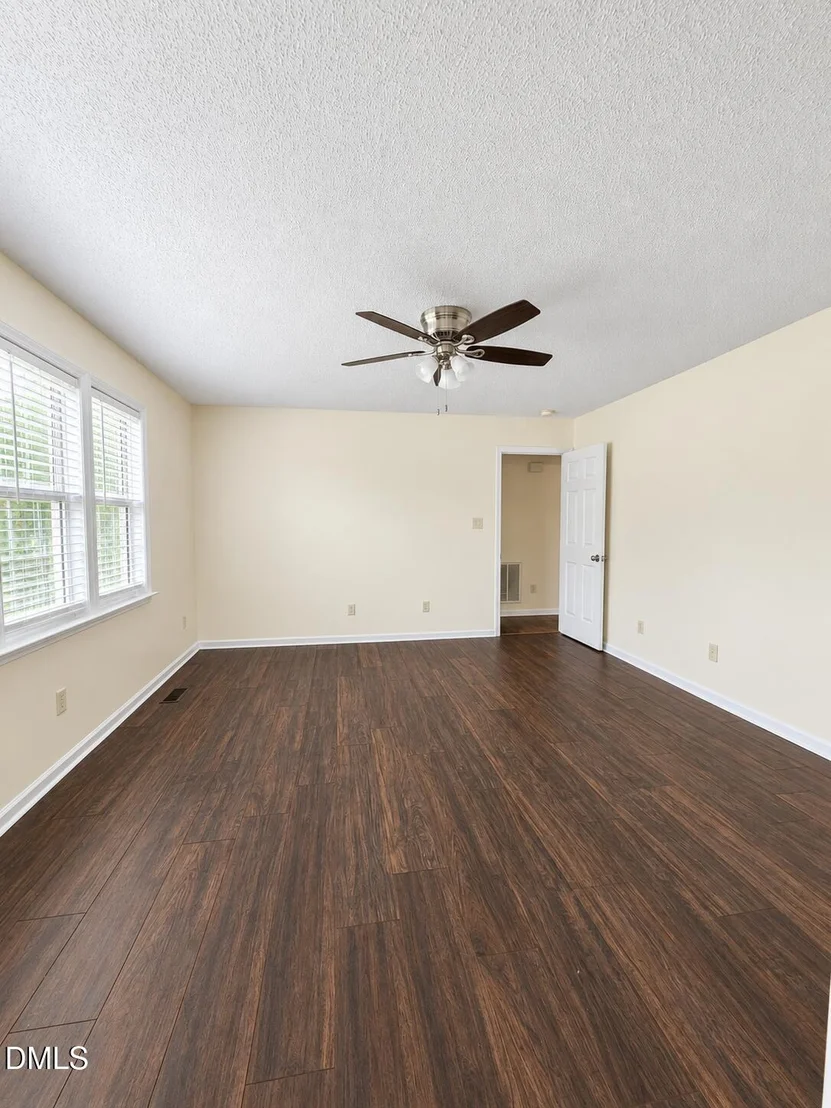 Photo of 1025 Feldmen Drive