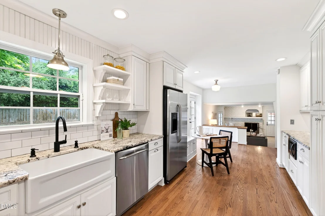 Photo of 1001 Pebblebrook Drive