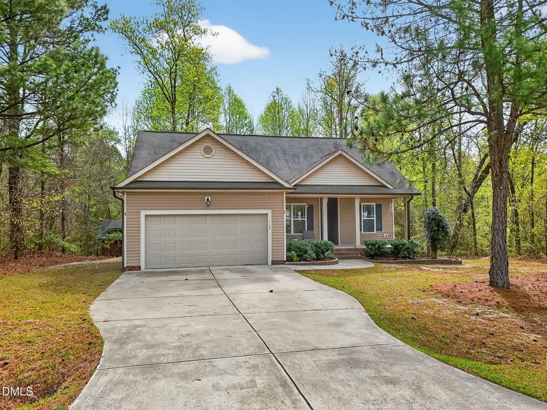 Photo of 117 Maple Leaf Court