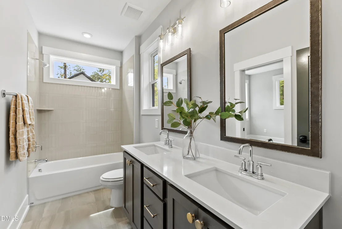 Photo of 208 Gaines Trail