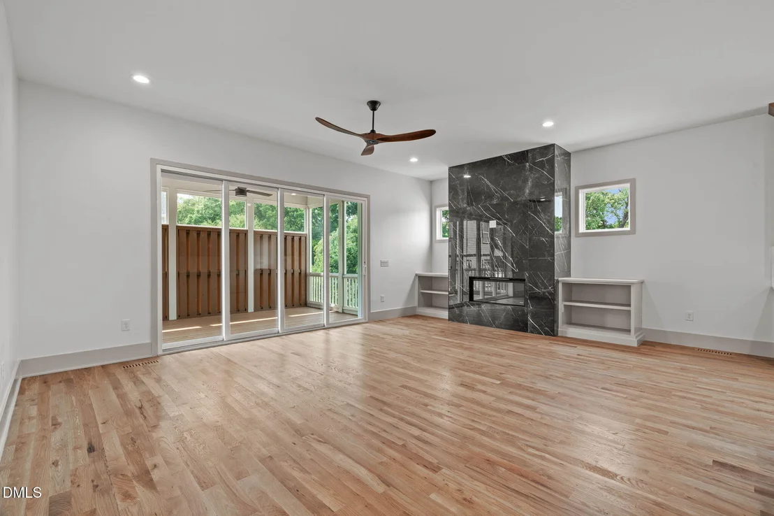 Photo of 1005 Addison Place