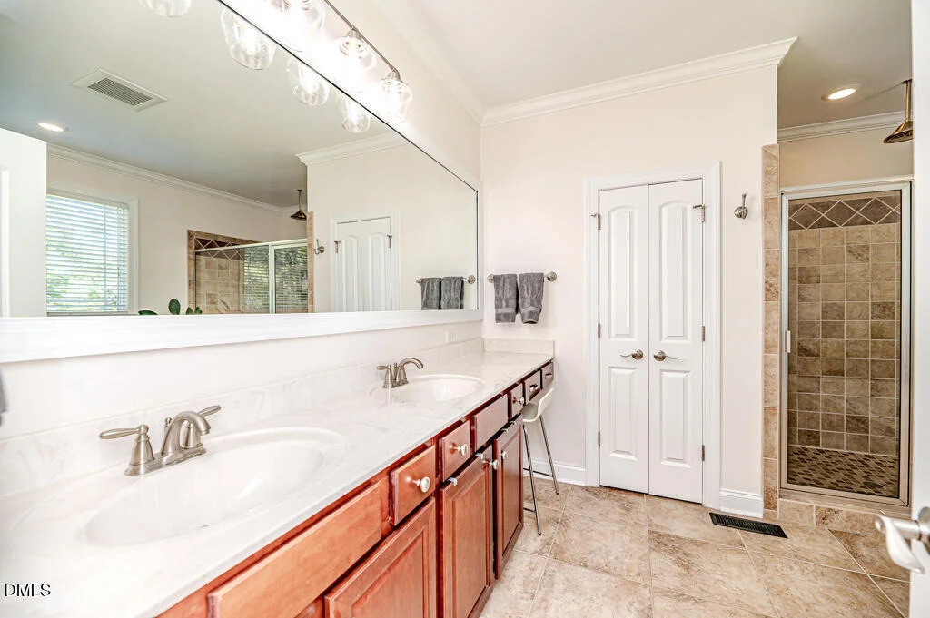 Photo of 1200 Graedon Drive