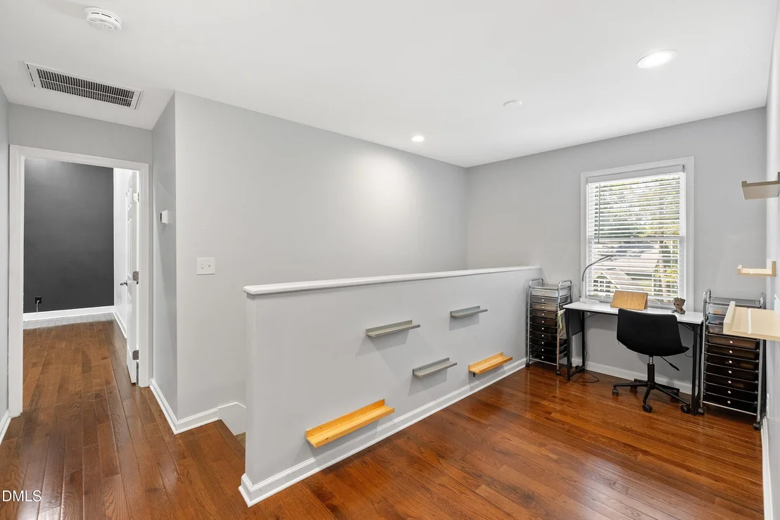 Photo of 1409 Bridgeport Drive