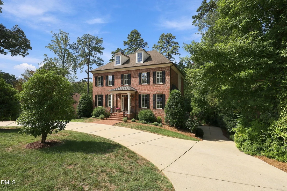 Photo of 1505 Duplin Road