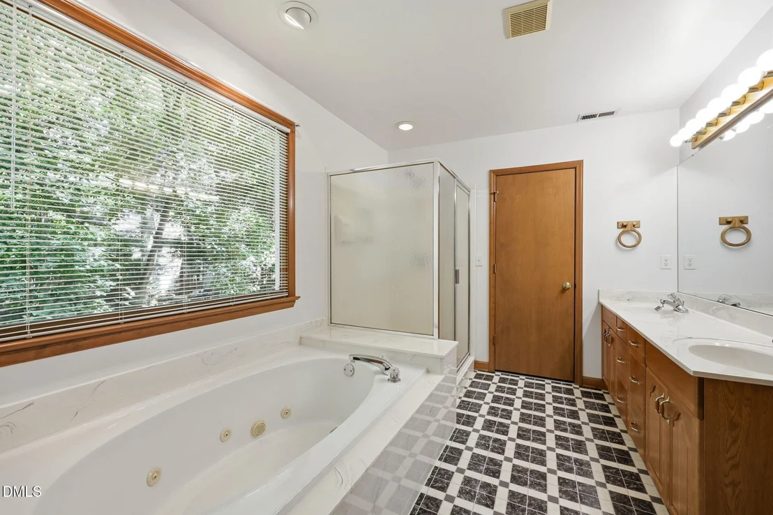Photo of 6605 Willow Chase Drive