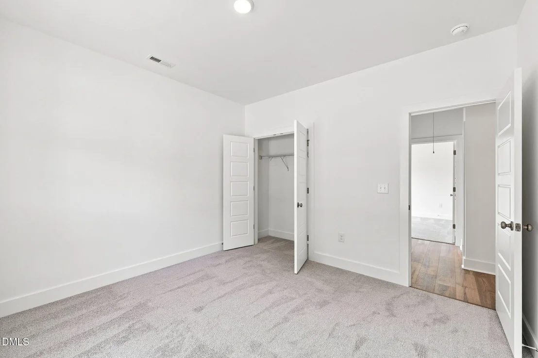 Photo of 30 Loganberry Avenue