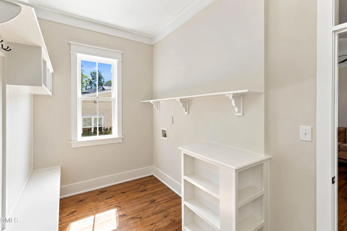 Photo of 90 Ellen Circle