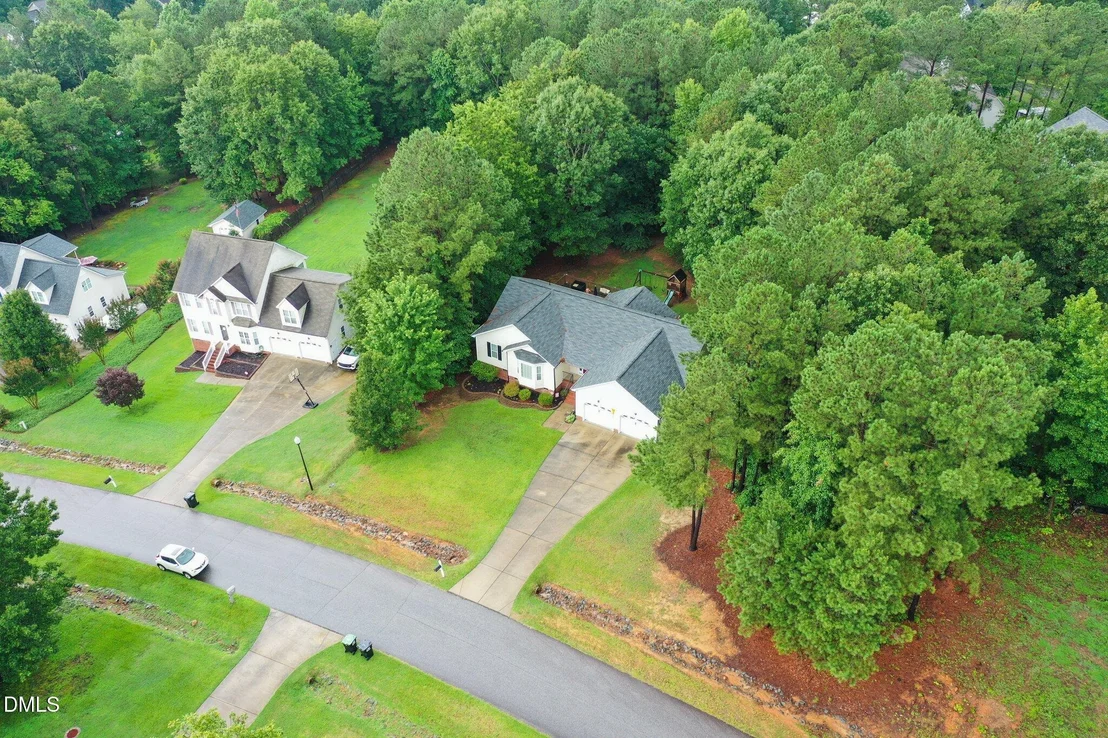 Photo of 262 Clayton Pointe Drive