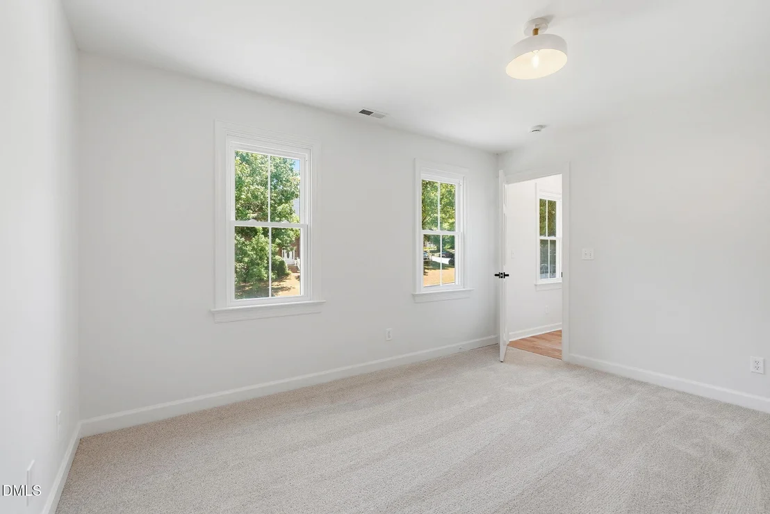 Photo of 815 Northwoods Drive