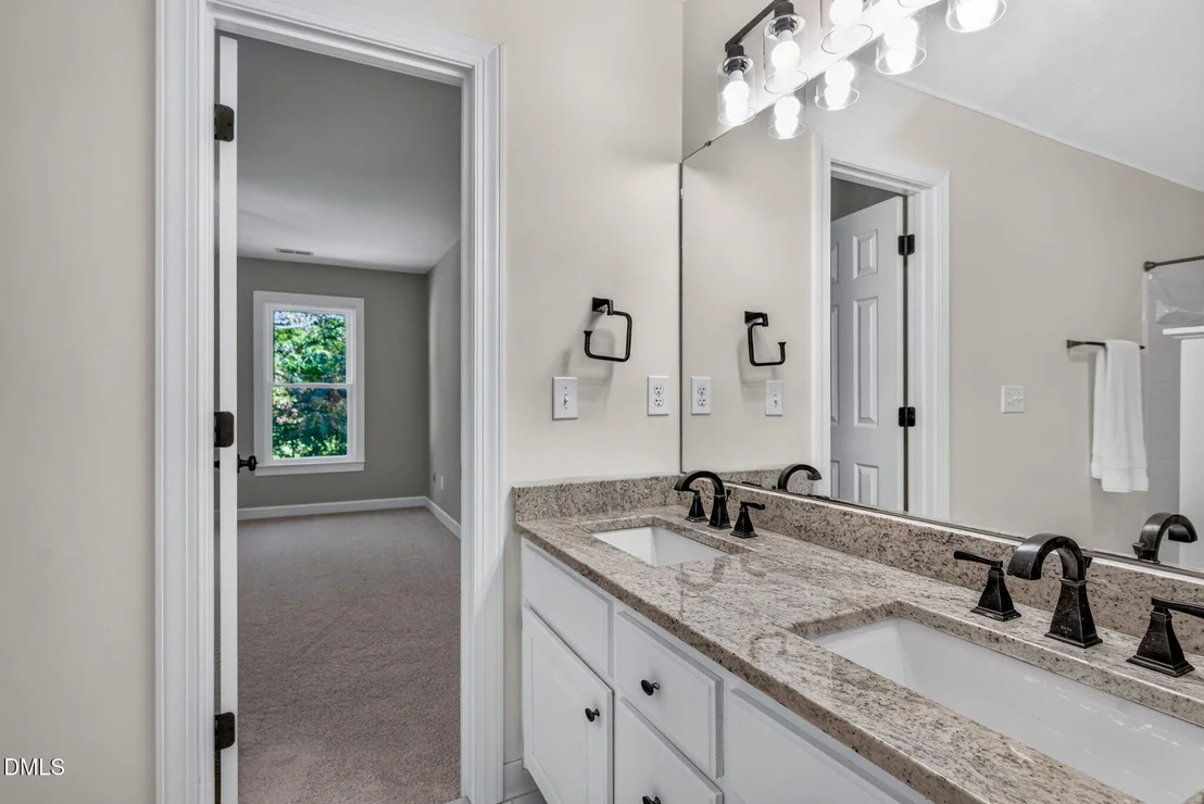 Photo of 2109 Carriage Way