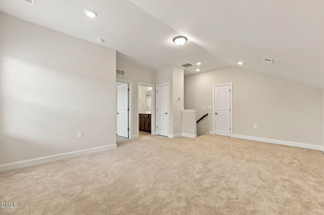 Photo of 1241 White Flint Circle