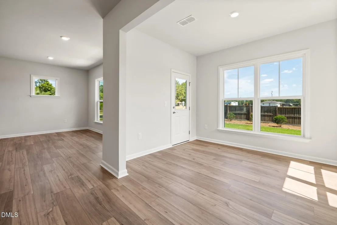 Photo of 2101 Saunders Farm Drive