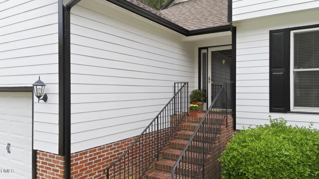 Photo of 4901 Willowtree Lane
