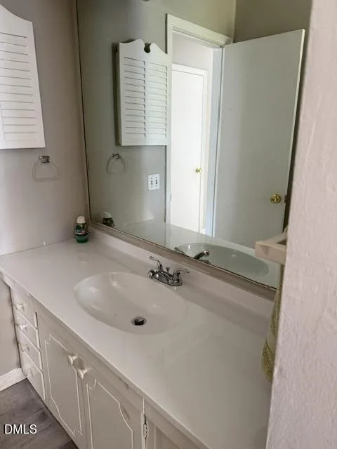Photo of 104 Deblyn Court