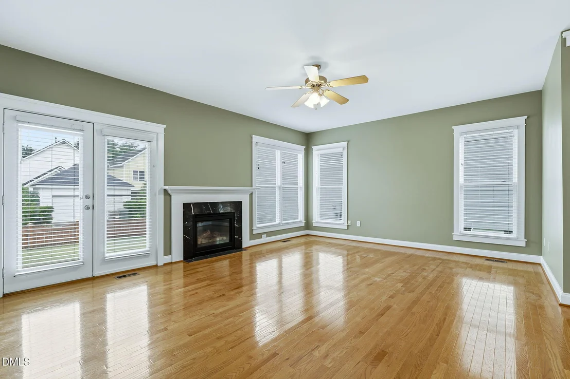 Photo of 112 Bridgegate Drive