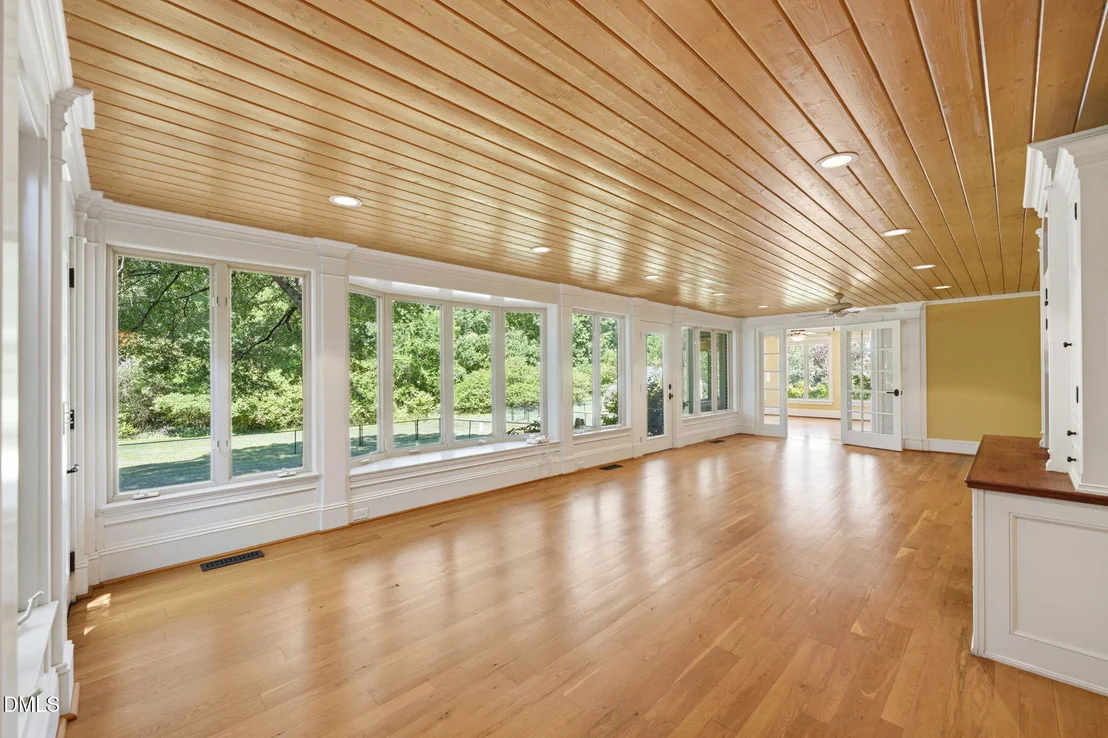 Photo of 2915 Truitt Drive