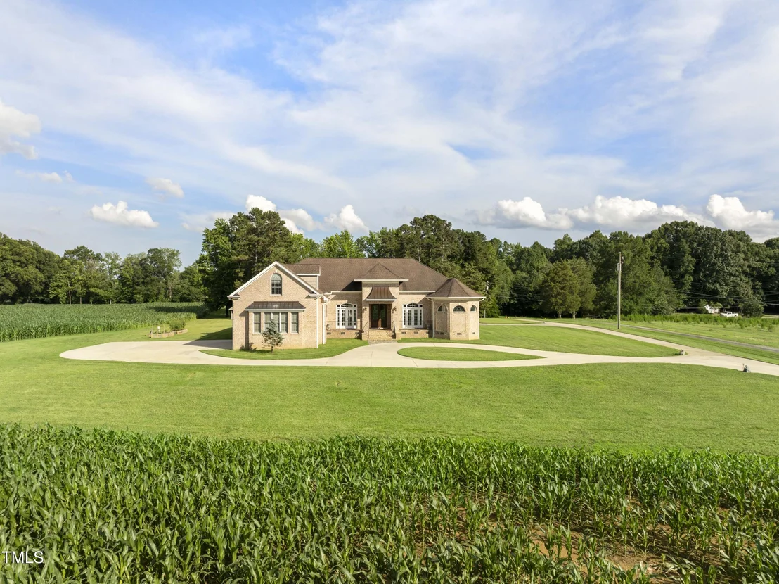 Photo of 5633 Baptist Assembly Road