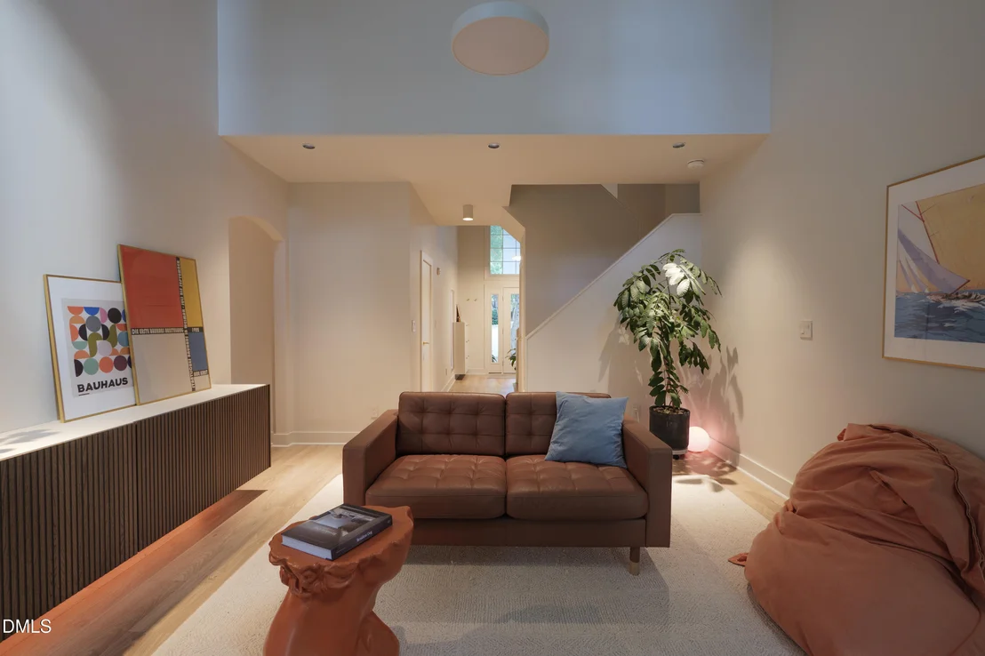 Photo of 105 Warson Court