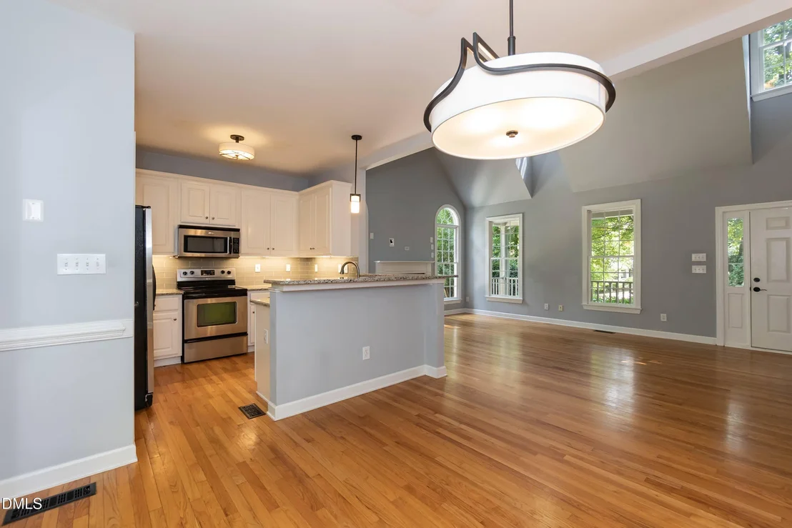 Photo of 300 Cardinal Crest Lane