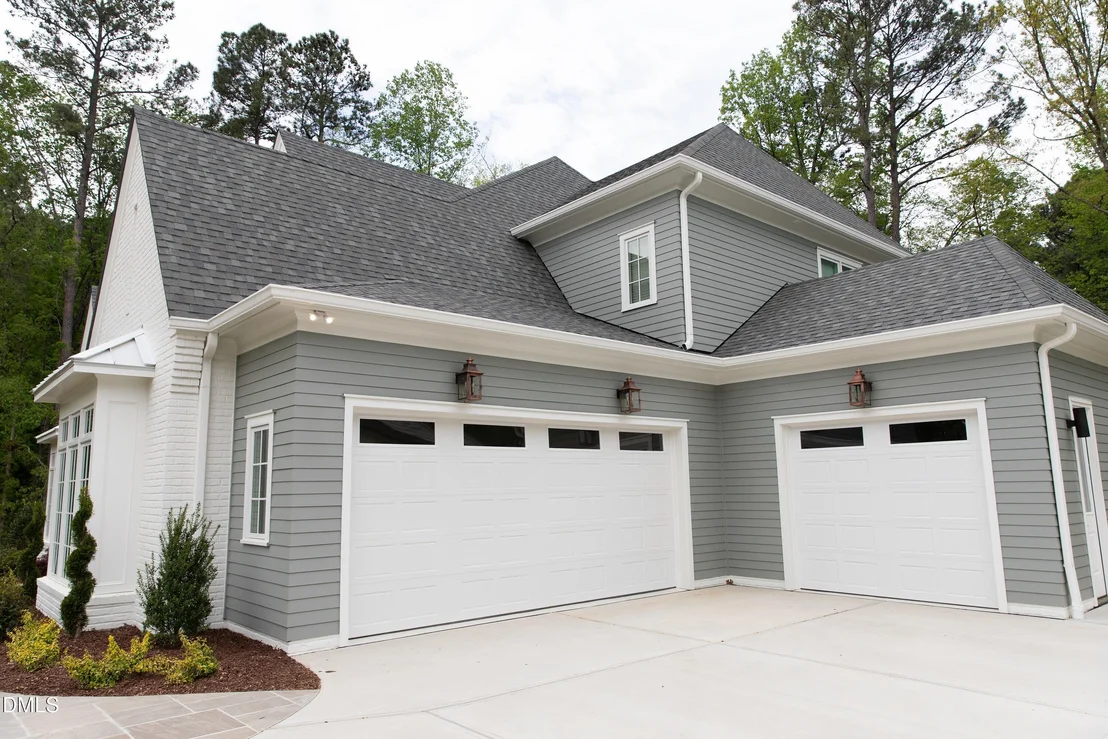 Photo of 3424 Edgemont Drive