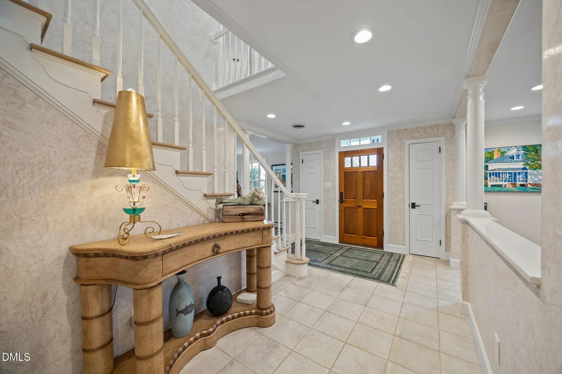 Photo of 2425 Argyle Drive