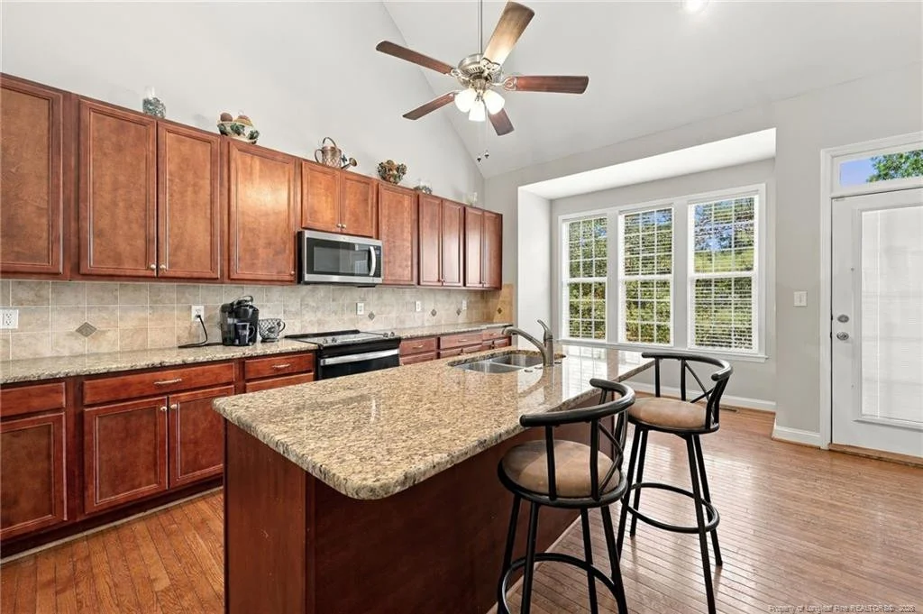 Photo of 188 Lamplighter Way