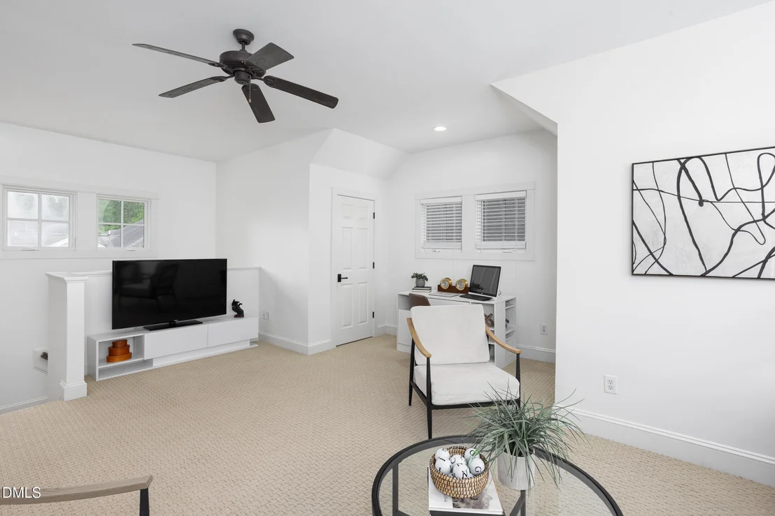 Photo of 3611 Rugby Road