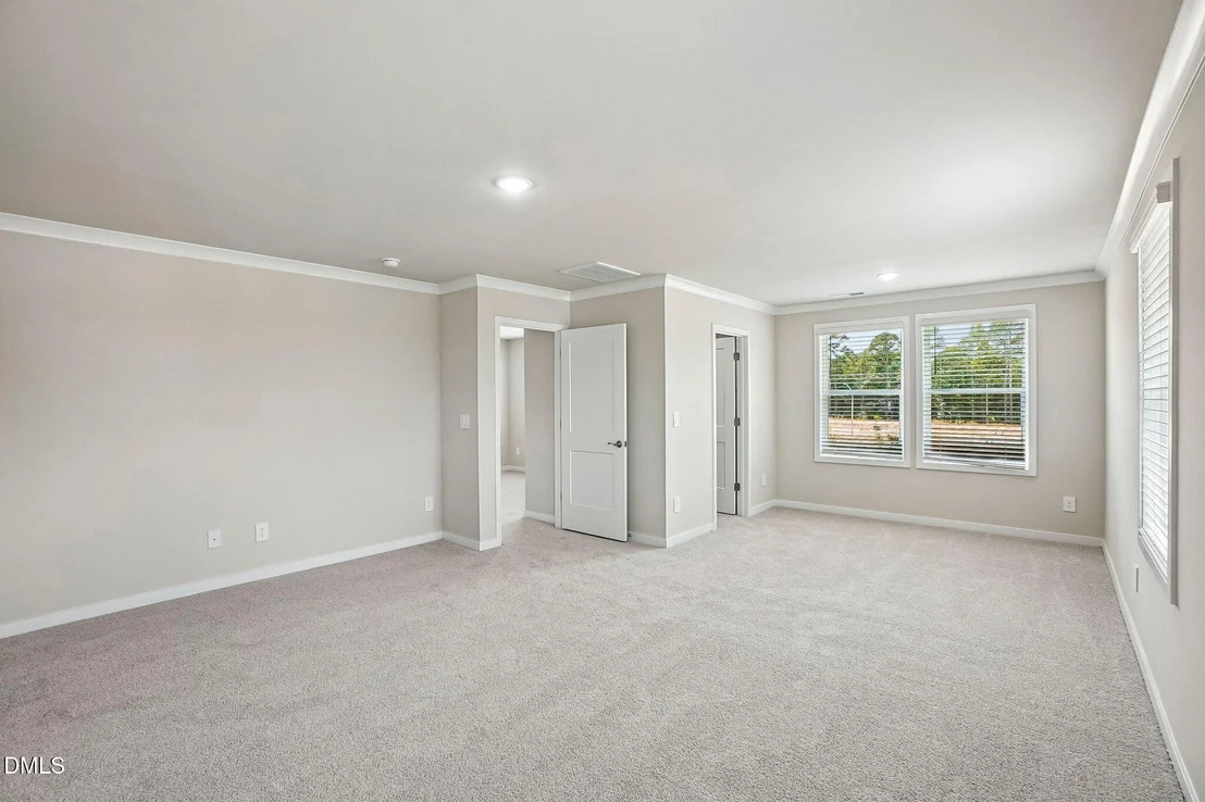 Photo of 141 Gilded Eagle Avenue