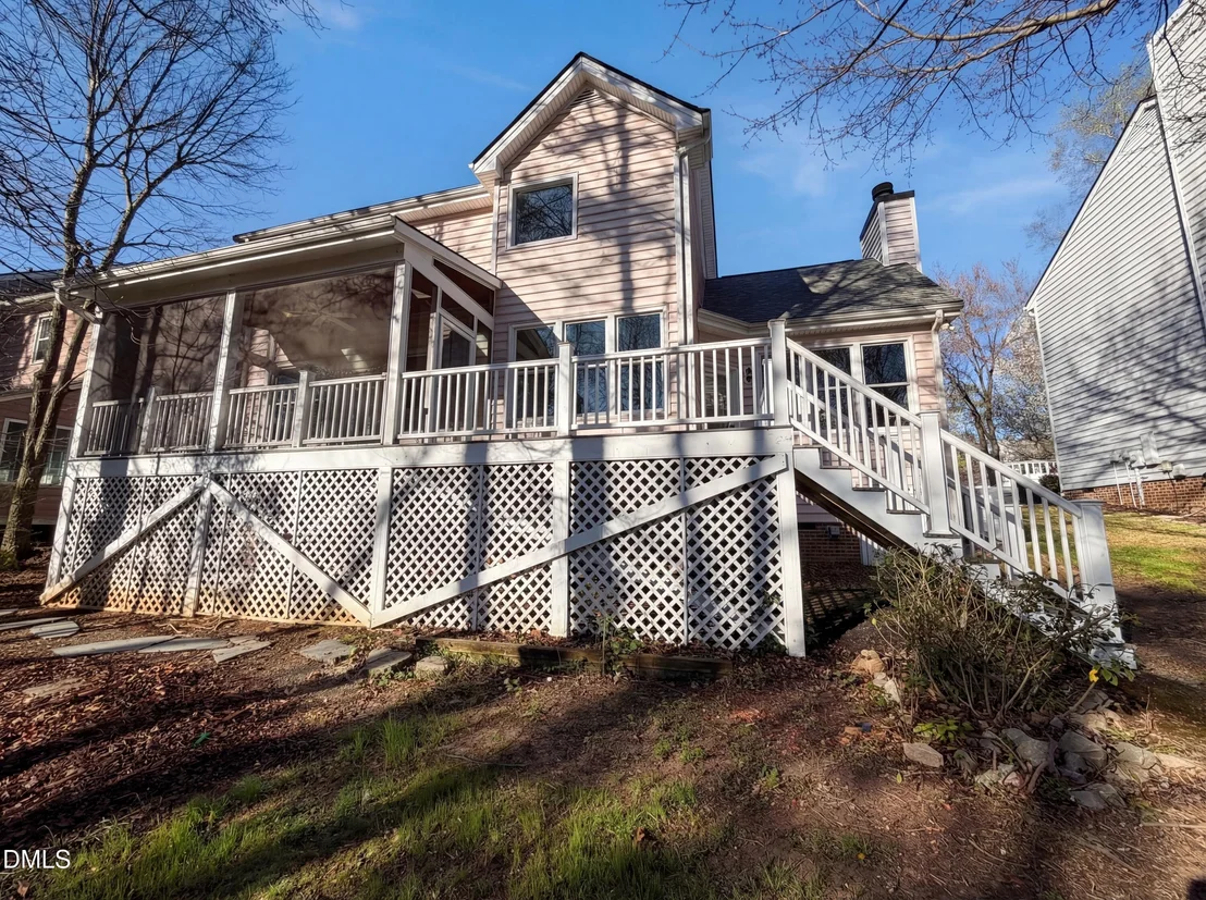 Photo of 304 Arlington Ridge Ridge