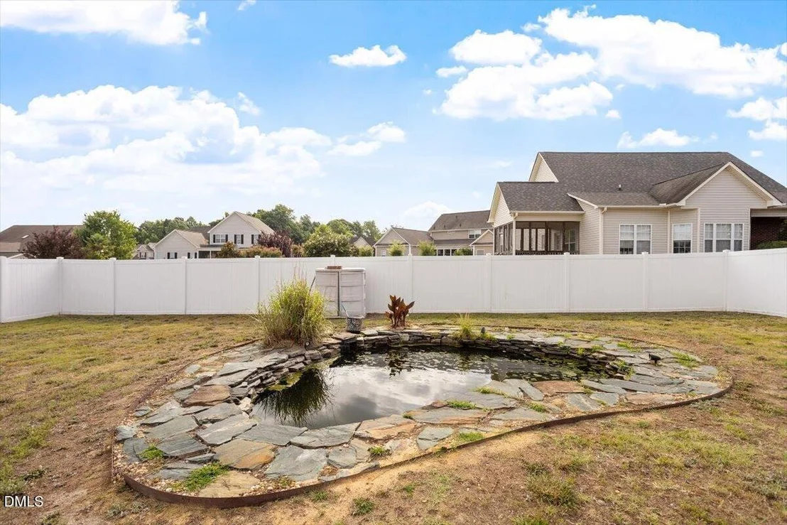 Photo of 89 River Knoll Drive