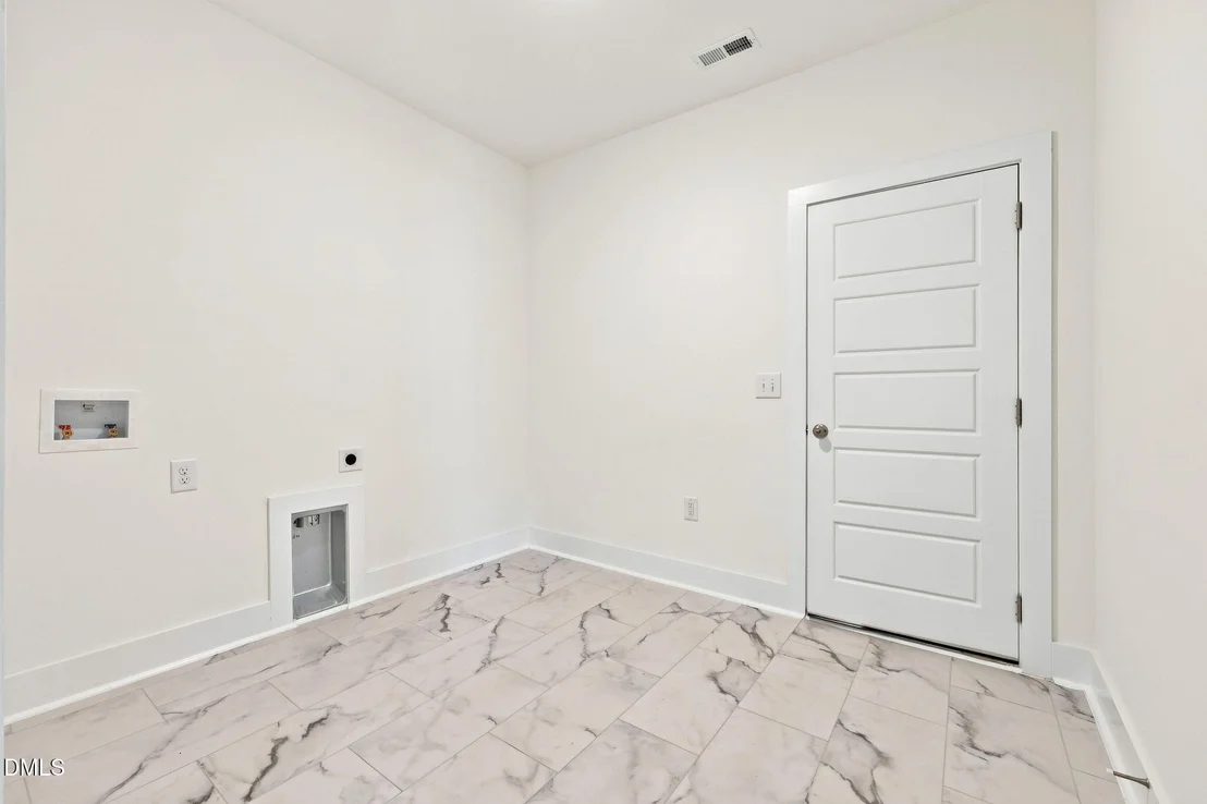 Photo of 147 Grinnell Loop