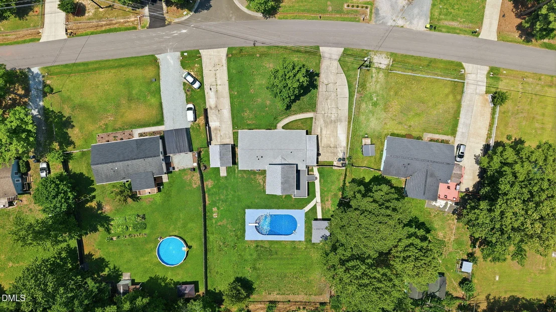 Photo of 2800 Davie Drive