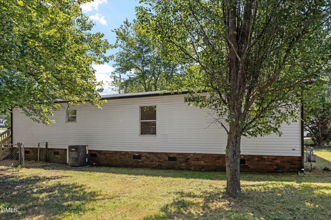 Photo of 2314 Basil Holt Road
