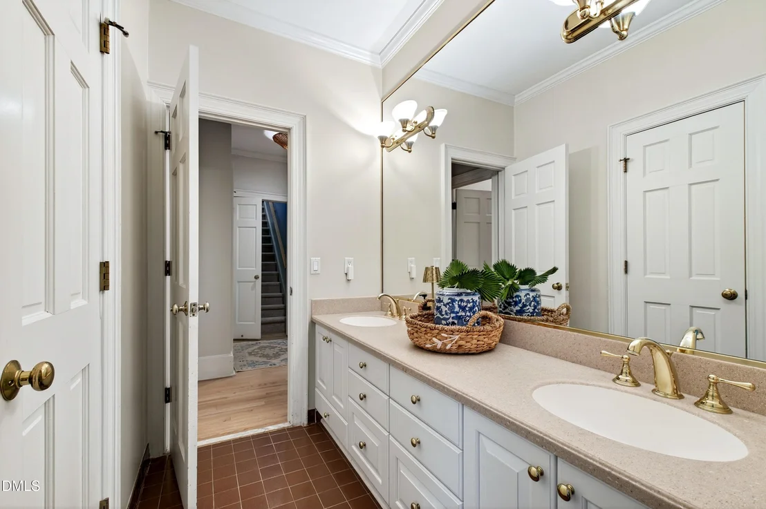 Photo of 2101 Prescott Place
