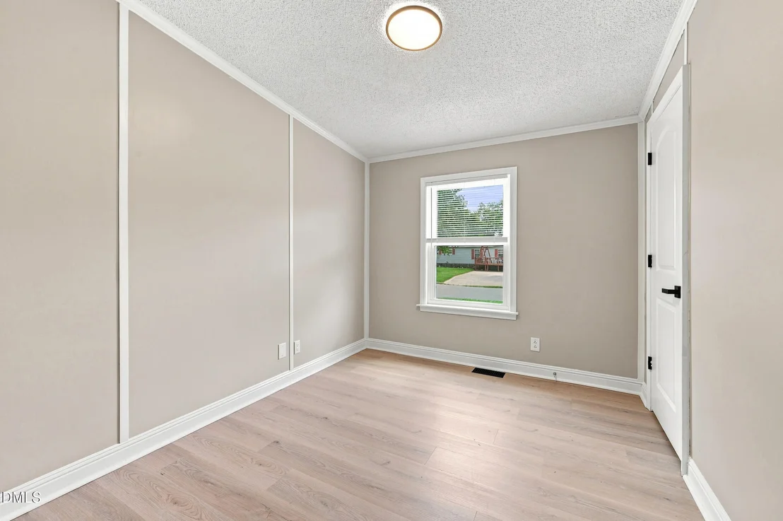 Photo of 182 Wendover Lane