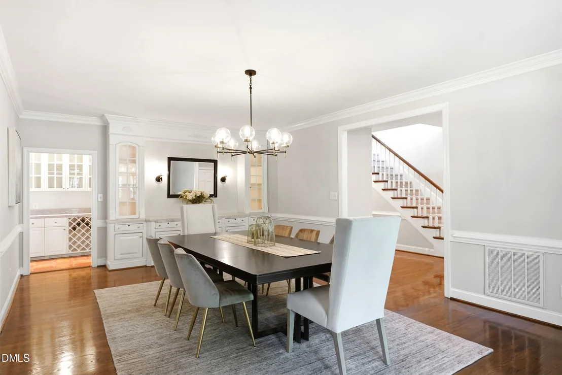 Photo of 3129 Eton Road
