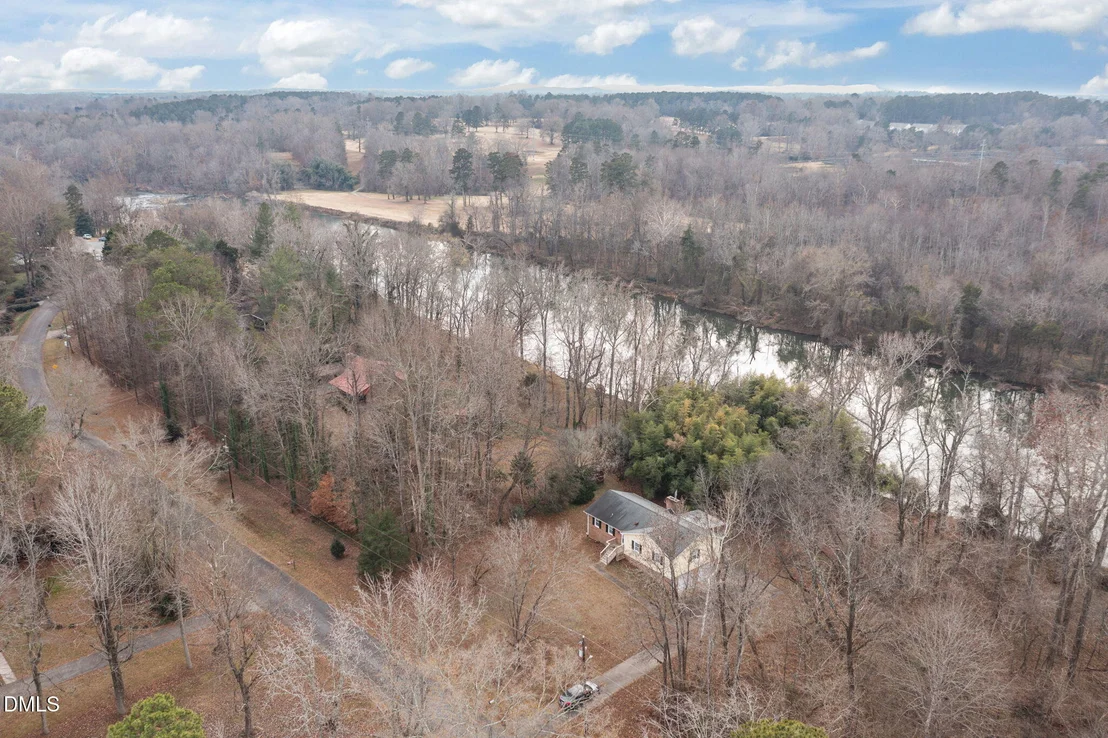 Photo of 3221 Oakridge Drive