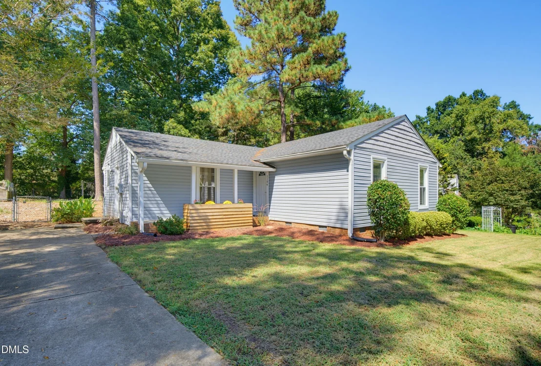 Photo of 1106 Broadford Drive
