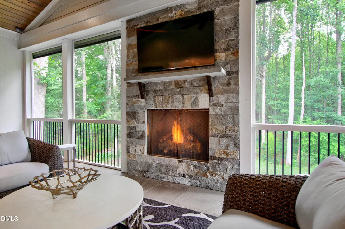 Photo of 2101 Gresham Lake Road