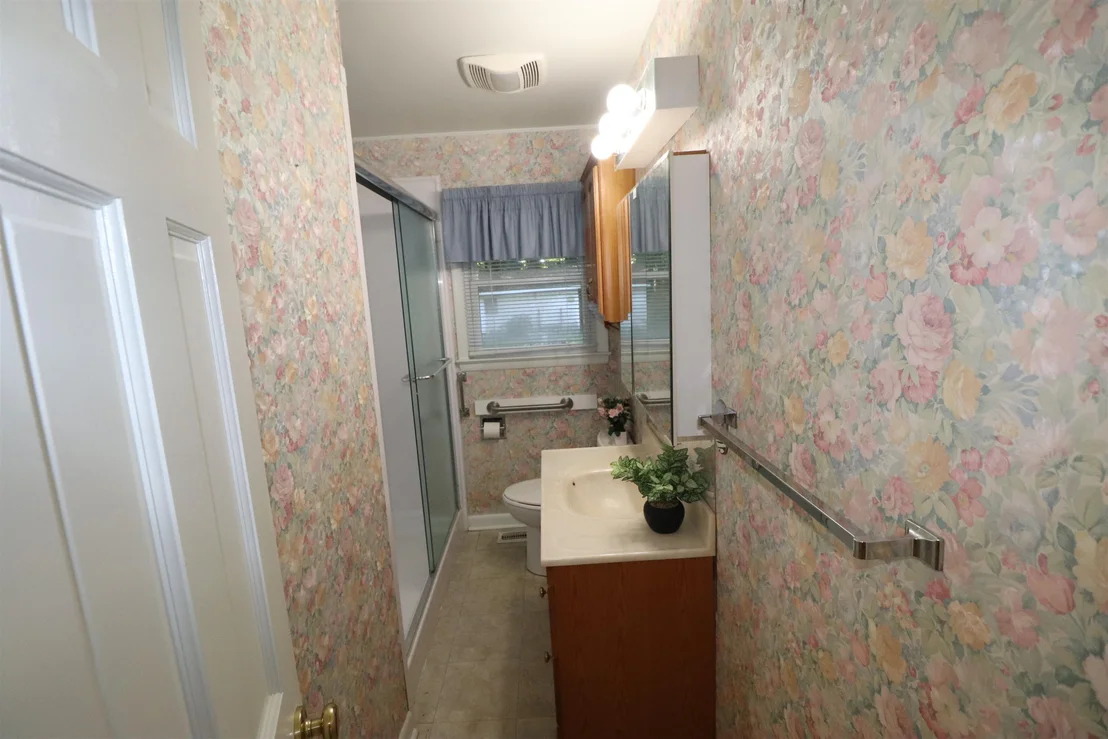 Photo of 8713 Chapel Hill Road