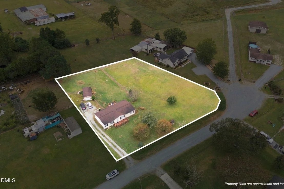 Photo of 175 Sun Oaks Court
