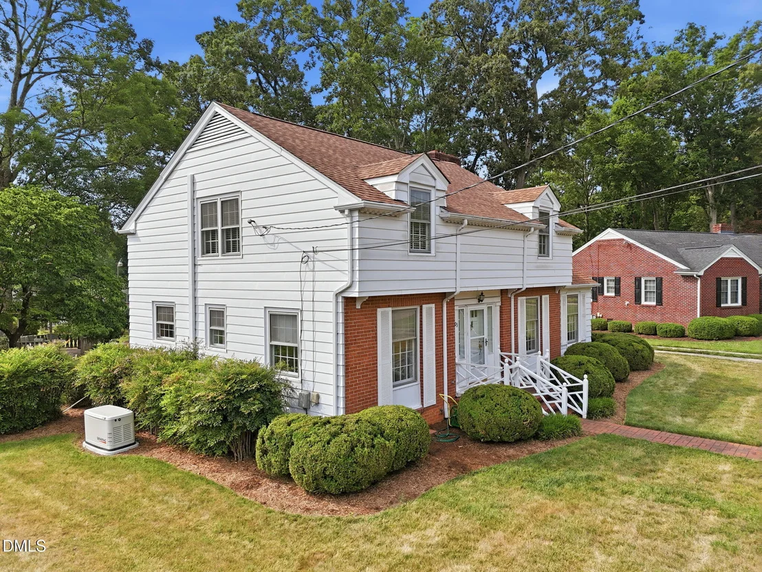 Photo of 203 Hillcrest Drive