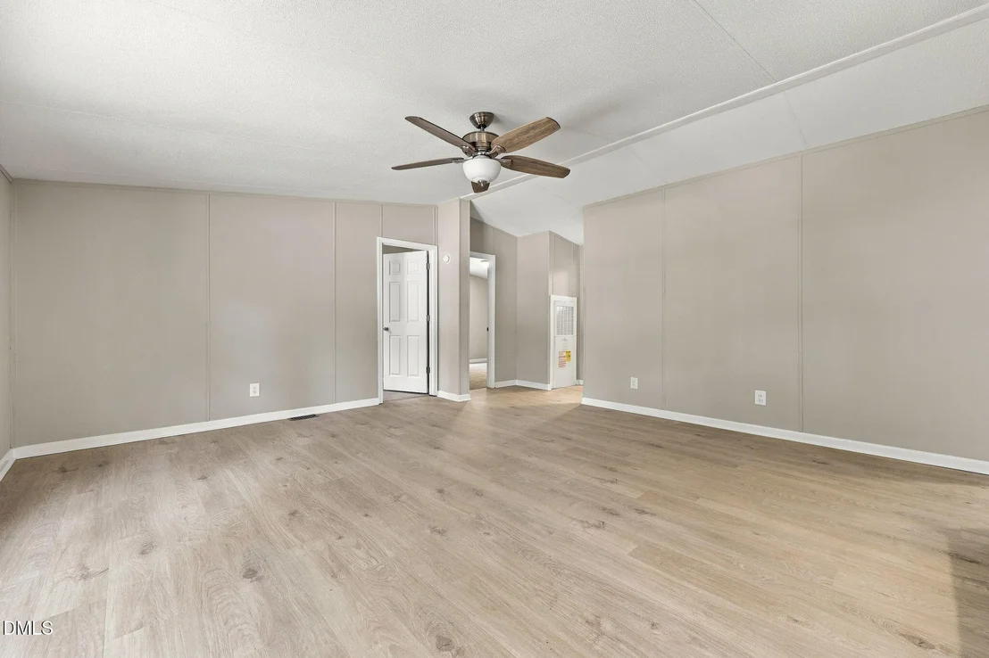 Photo of 582 Ed Thomas Road